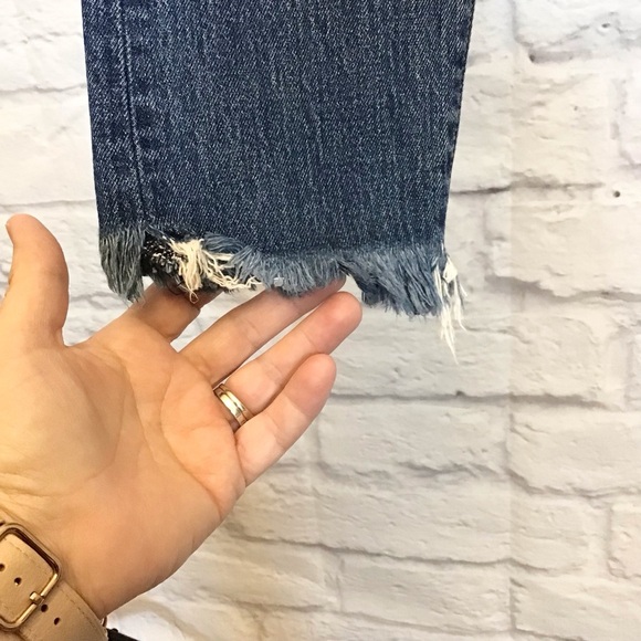 Levi’s W26 (US 2/3) Wedgie White Oak Cone Denim Women’s Jeans Hand Cropped Hems - Picture 8 of 12